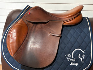 17.5/Med Albion CC Jumping Saddle