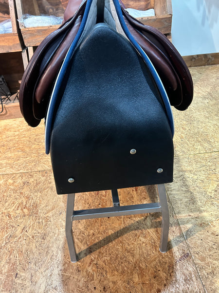 Saddle Stand (FOR PICK UP IN STORE ONLY!)