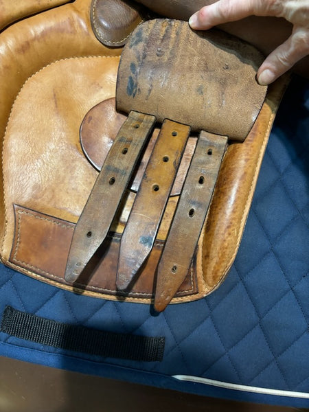 17.5"/MN Handcrafted English Jumping Saddle