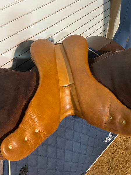 17"/ADJ Pessoa Rodrigo Saddle