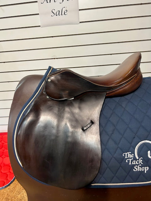 Saddles - Pre-Owned