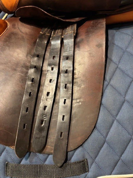 17.5 Narrow/ Pessoa Close Contact Saddle