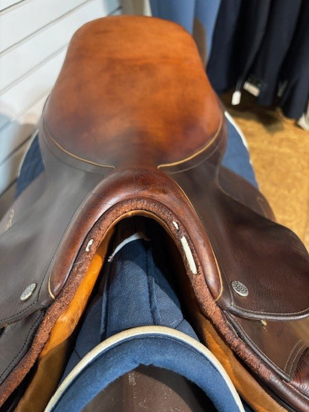 17.5 Narrow/ Pessoa Close Contact Saddle