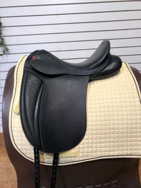 18" Wide Belle Dressage Saddle, Black